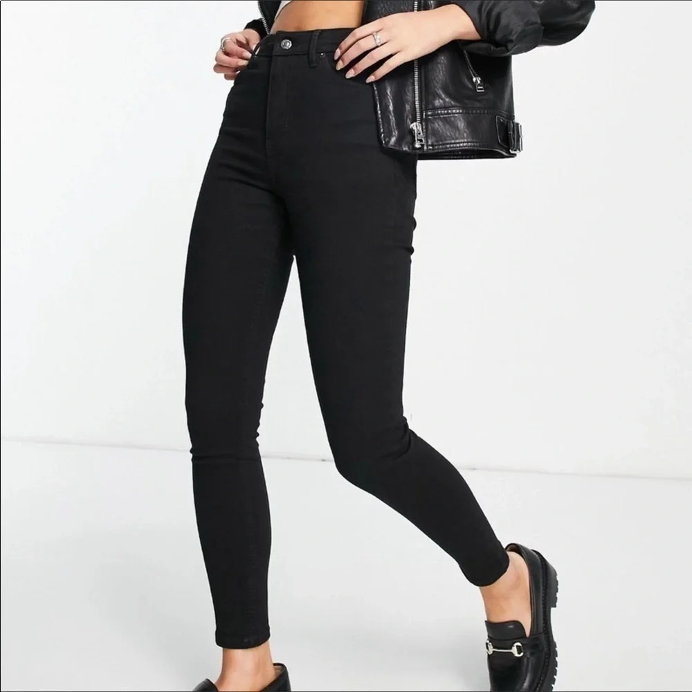 TopShop Black Jamie High Waisted Jeans Women’s Size 24X32 NWT